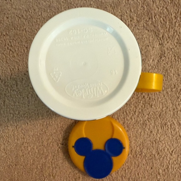 Walt Disney World | Yellow, Red, Blue Collectible Mug Vintage WDW - Picture 6 of 9